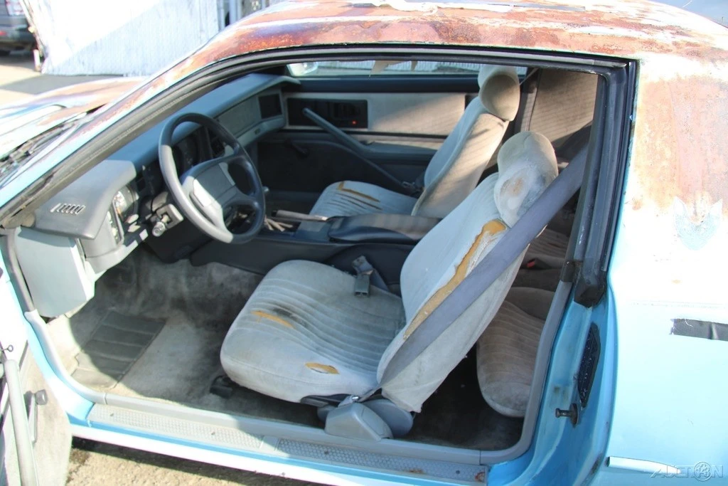 1988 Pontiac Firebird 3rd Gen - Image 14 of 21