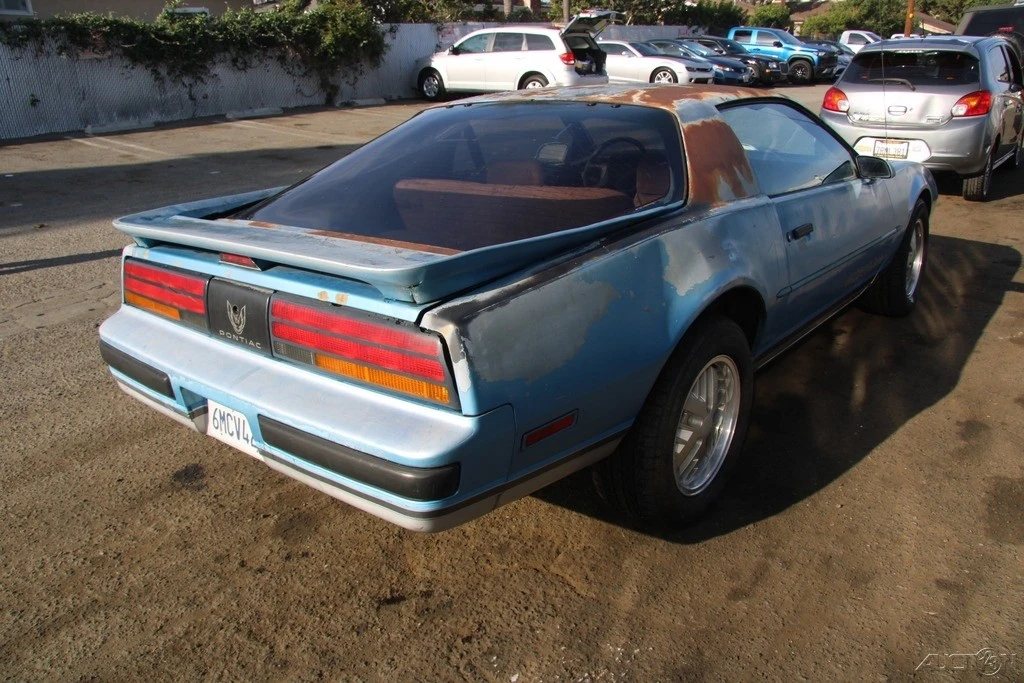 1988 Pontiac Firebird 3rd Gen - Image 7 of 21