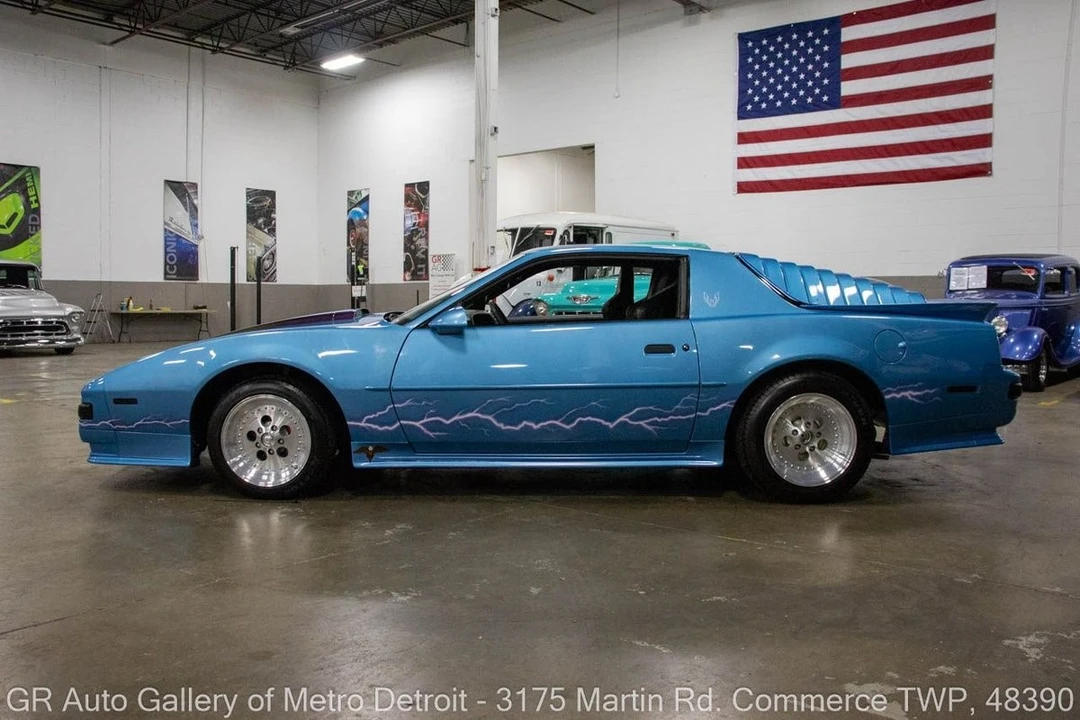 1988 Pontiac Firebird 3rd Gen - Image 3 of 21