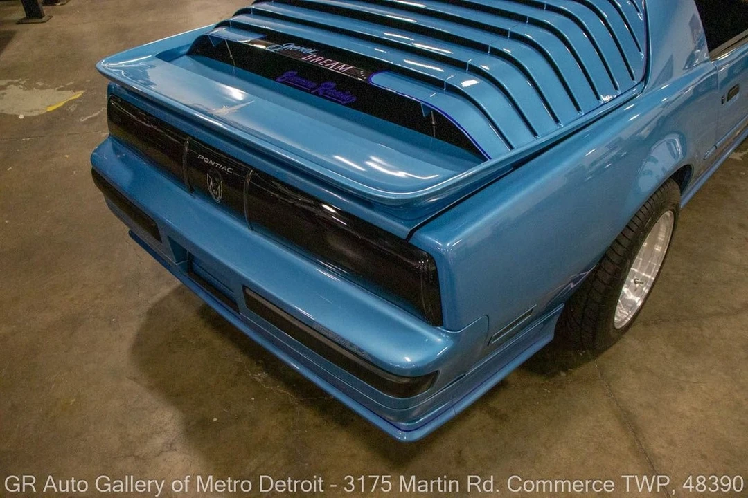 1988 Pontiac Firebird 3rd Gen - Image 15 of 21