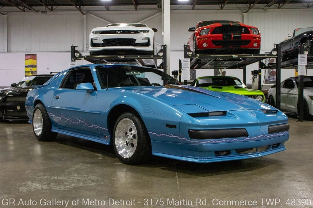 1988 Pontiac Firebird 3rd Gen - Image 10 of 12