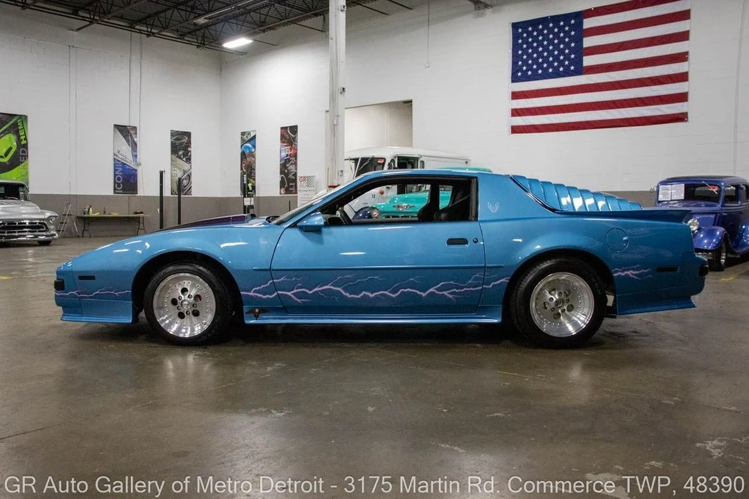 1988 Pontiac Firebird 3rd Gen - Image 3 of 12