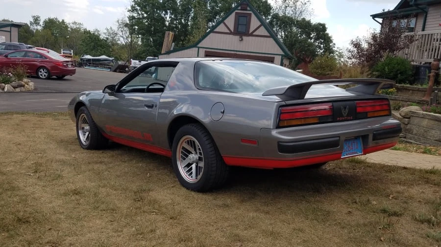 1988 Pontiac Firebird 3rd Gen - Image 2 of 6
