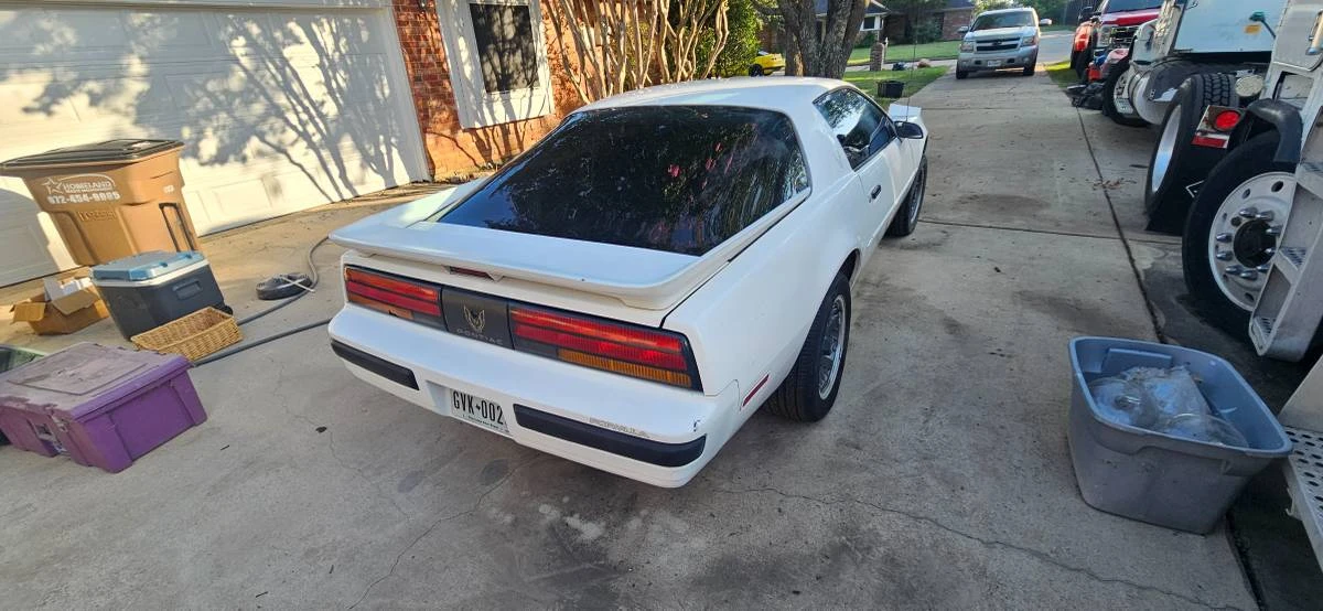 1988 Pontiac Firebird Formula 3rd Gen - Image 7 of 17