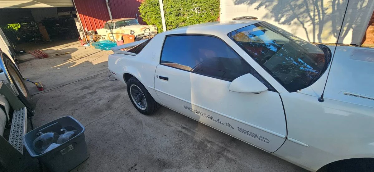 1988 Pontiac Firebird Formula 3rd Gen - Image 6 of 17
