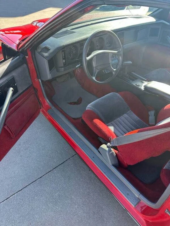 1988 Pontiac Firebird Formula 3rd Gen - Image 11 of 15