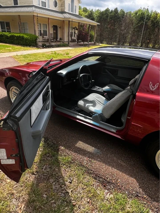 1988 Pontiac Firebird Formula 3rd Gen - Image 7 of 20