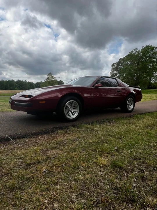 1988 Pontiac Firebird Formula 3rd Gen - Image 2 of 20