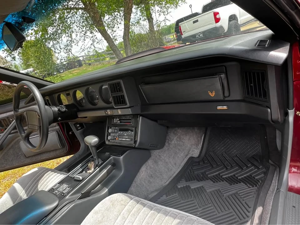 1988 Pontiac Firebird Formula 3rd Gen - Image 9 of 20