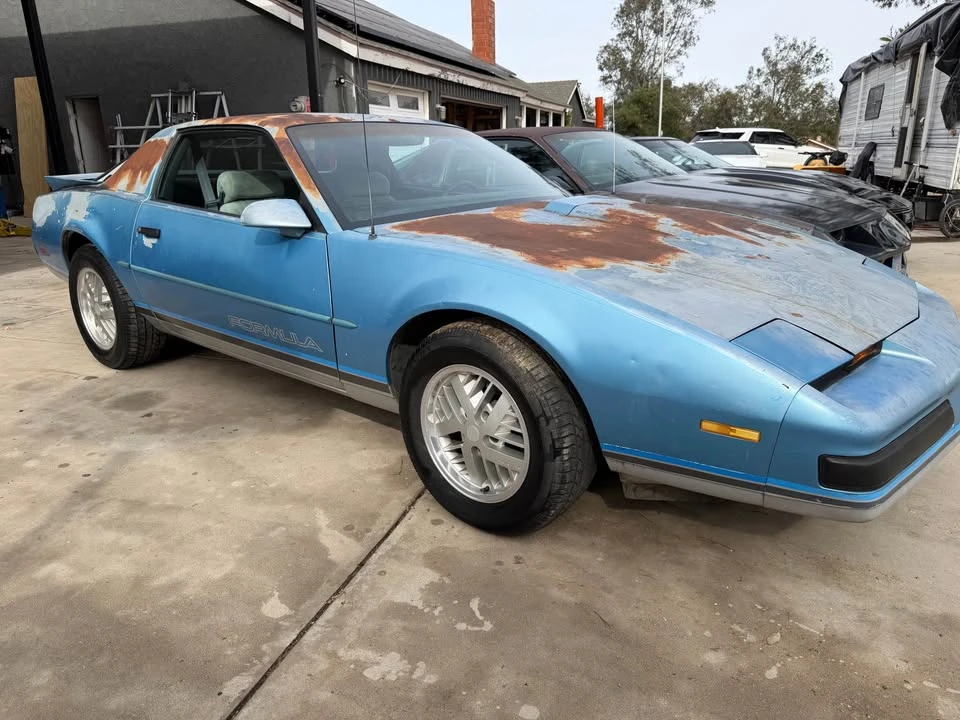 1988 Pontiac Firebird Formula 3rd Gen - Image 2 of 10