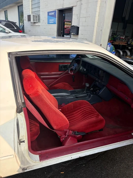 1988 Pontiac Firebird Formula 3rd Gen - Image 17 of 20