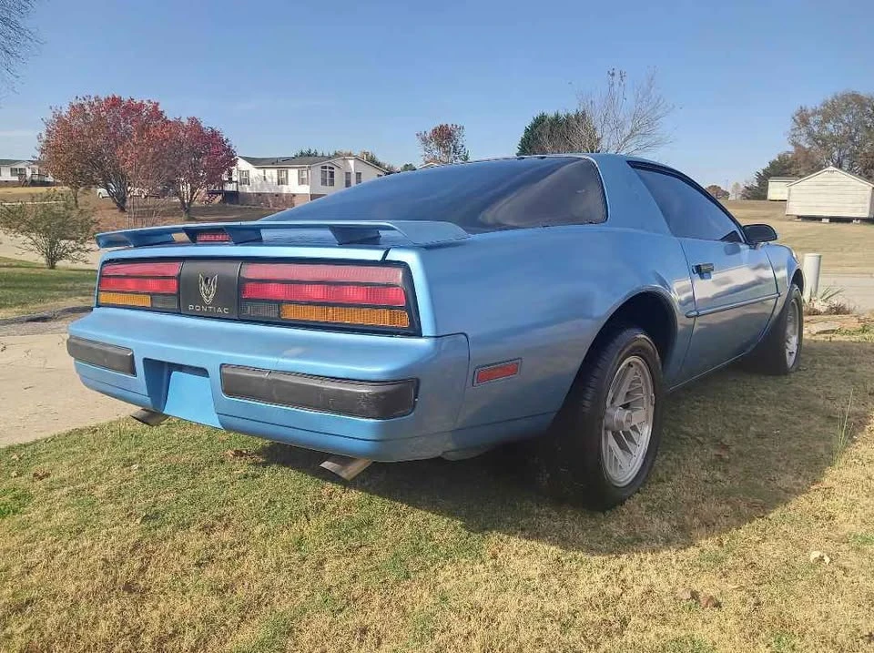 1988 Pontiac Firebird Formula 3rd Gen - Image 2 of 13