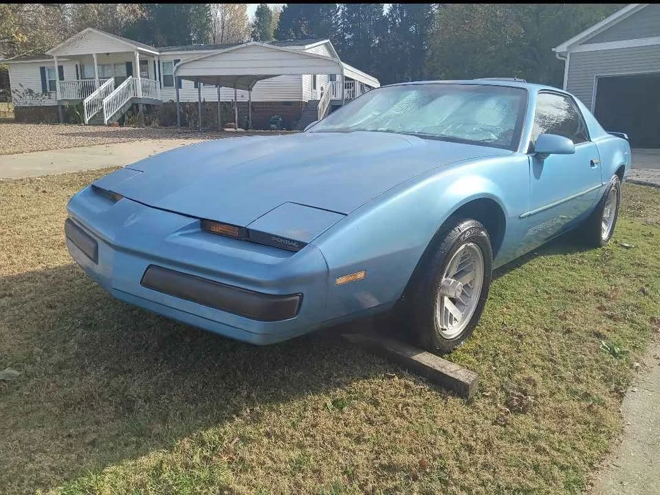 1988 Pontiac Firebird Formula 3rd Gen - Image 4 of 13