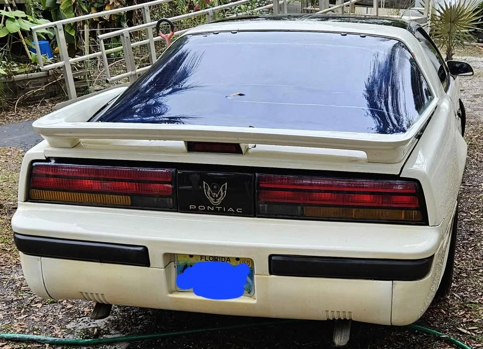 1988 Pontiac Firebird Formula 3rd Gen - Image 4 of 19
