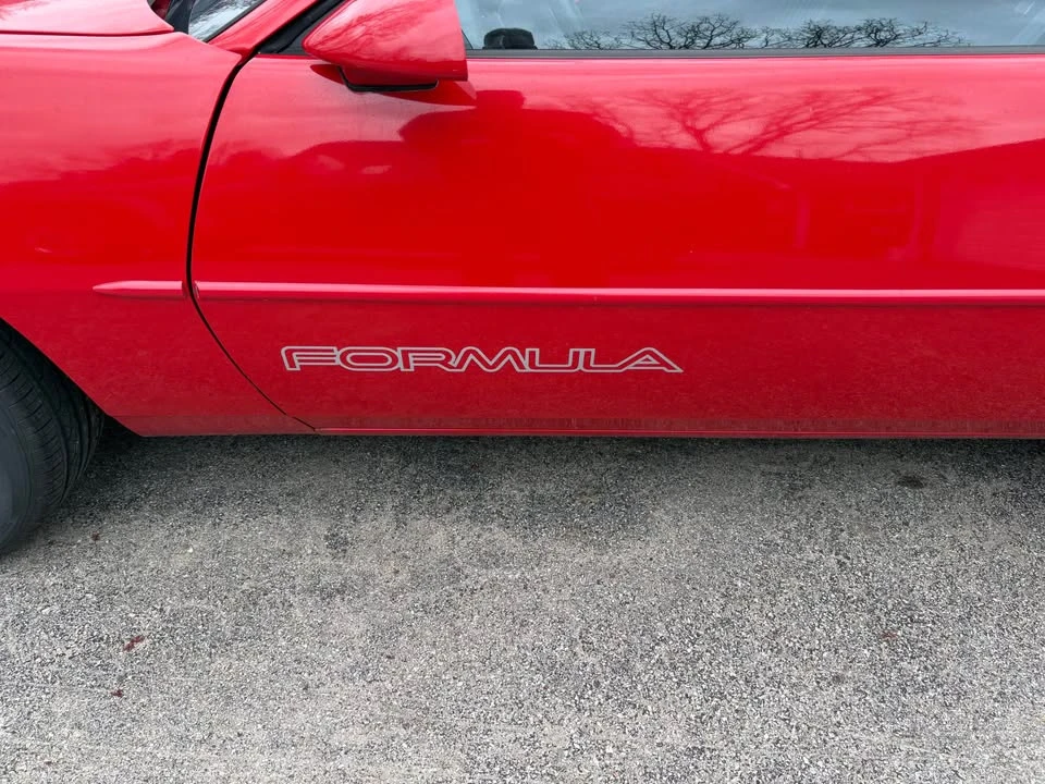 1988 Pontiac Firebird Formula 3rd Gen - Image 10 of 12