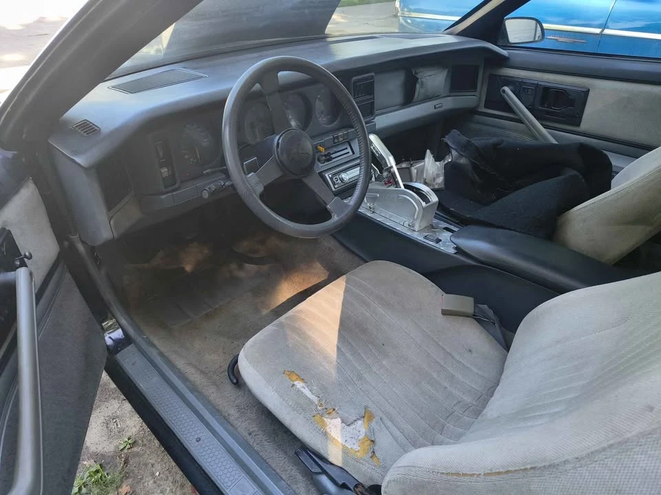 1988 Pontiac Firebird Formula 3rd Gen - Image 2 of 8