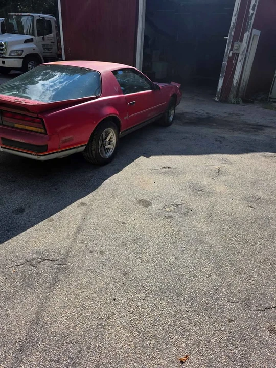 1988 Pontiac Firebird Formula 3rd Gen - Image 4 of 6