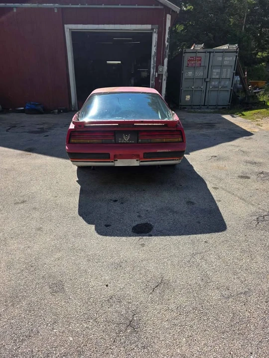 1988 Pontiac Firebird Formula 3rd Gen - Image 5 of 6