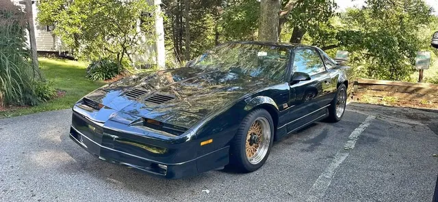 1988 Pontiac Firebird GTA Hatchback 2D
