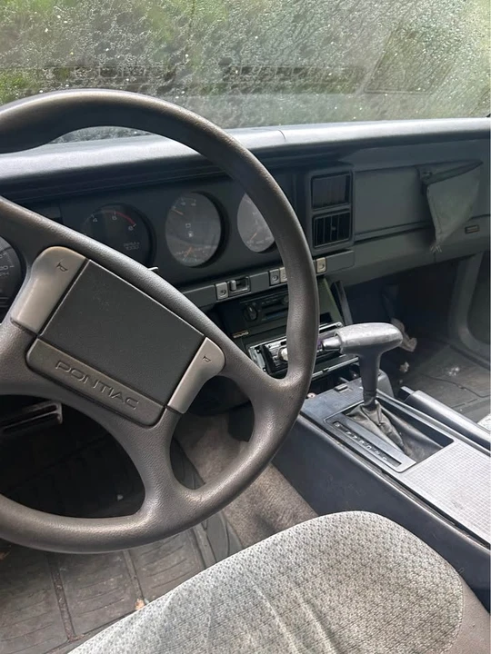 1988 Pontiac Firebird 3rd Gen - Image 7 of 8