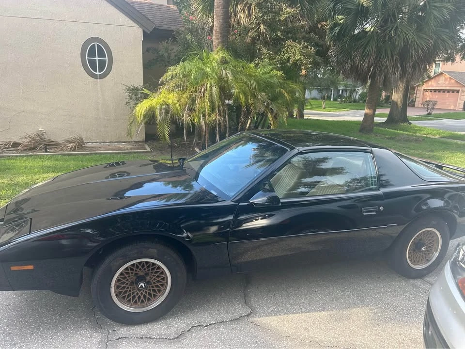 1988 Pontiac Firebird 3rd Gen - Image 16 of 19