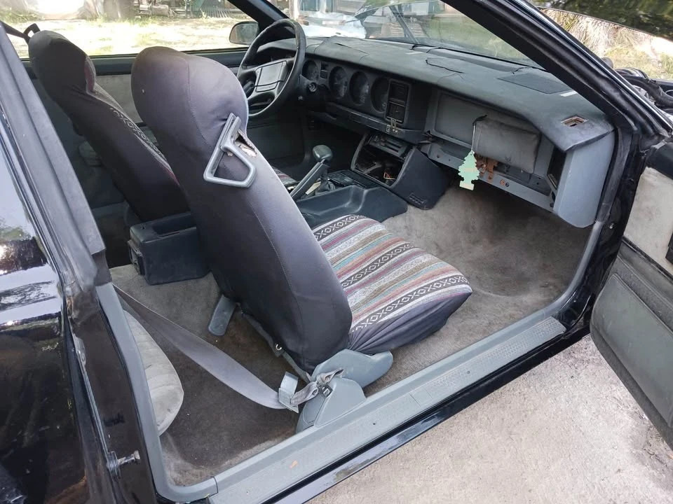 1988 Pontiac Firebird 3rd Gen - Image 4 of 5