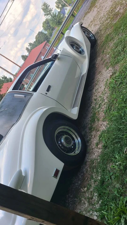 1988 Pontiac Firebird 3rd Gen - Image 7 of 14