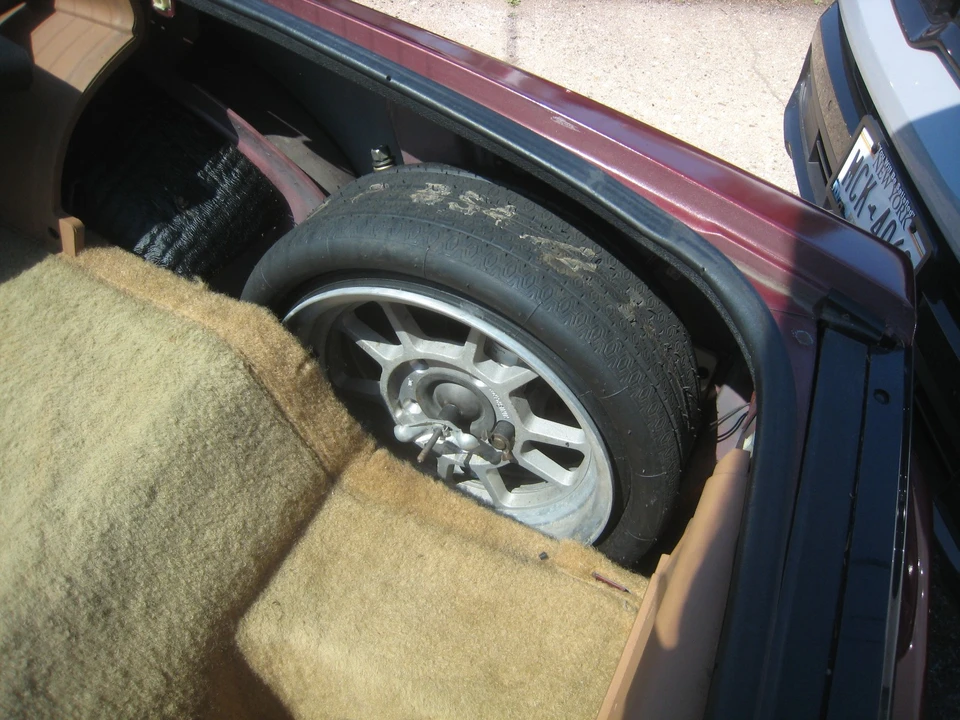 1988 Pontiac Firebird Trans Am 3rd Gen - Image 17 of 28