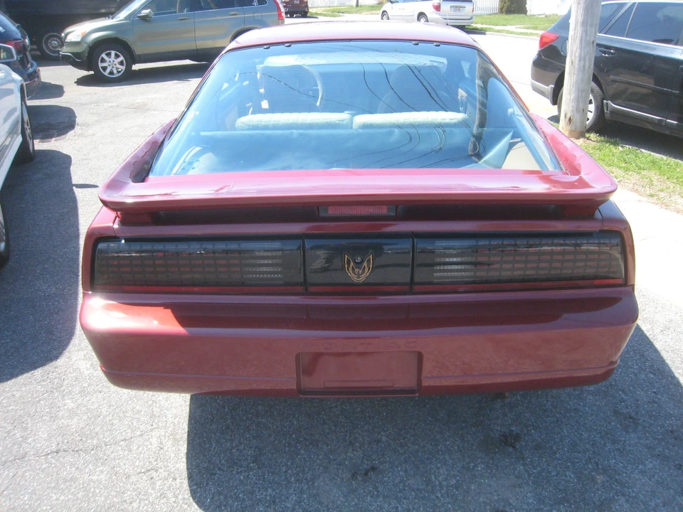 1988 Pontiac Firebird Trans Am 3rd Gen - Image 5 of 28