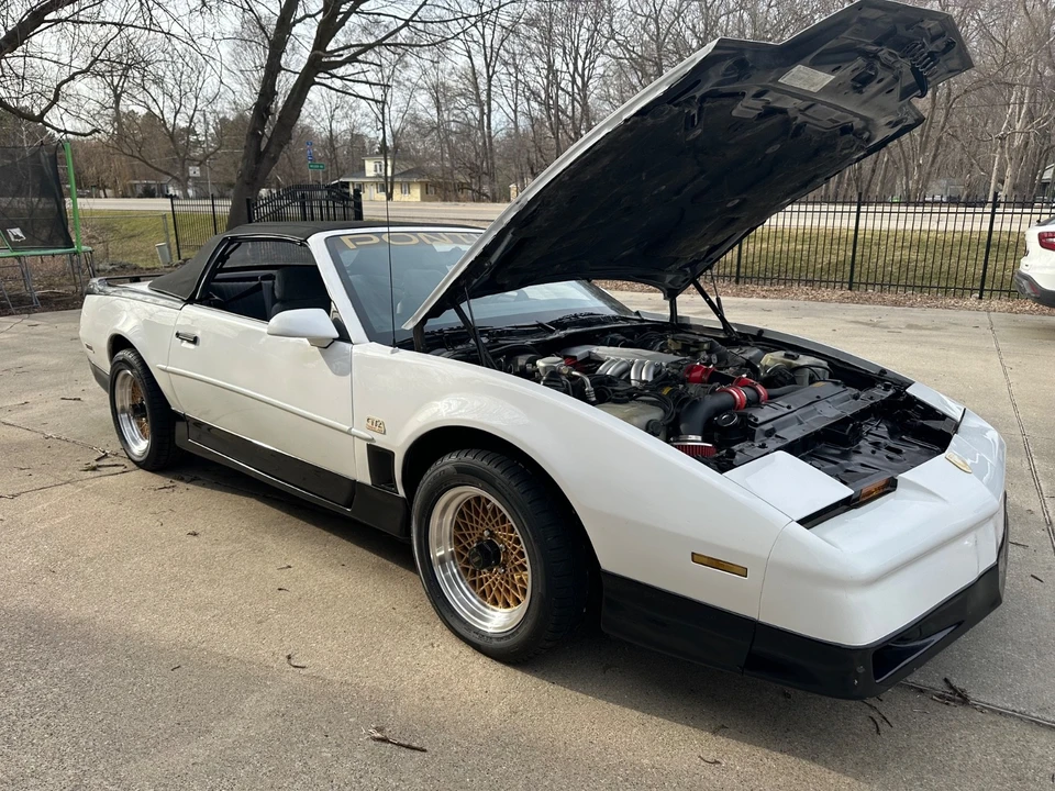 1988 Pontiac Firebird Trans Am 3rd Gen - Image 13 of 31