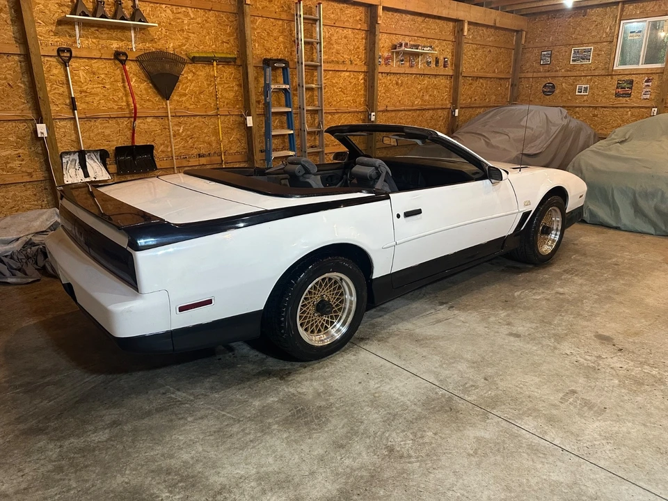 1988 Pontiac Firebird Trans Am 3rd Gen - Image 27 of 31