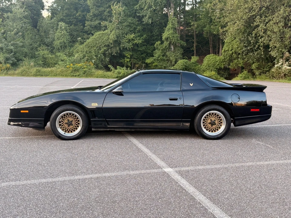 1988 Pontiac Firebird Trans Am 3rd Gen - Image 4 of 31