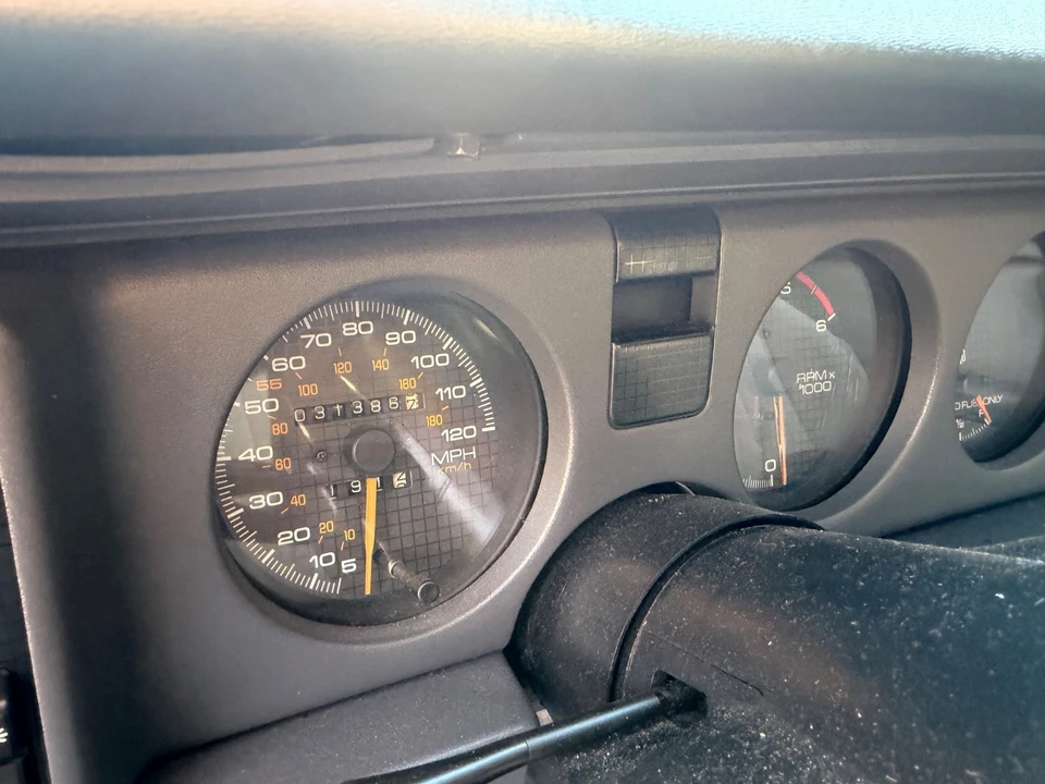 1988 Pontiac Firebird Trans Am 3rd Gen - Image 24 of 31