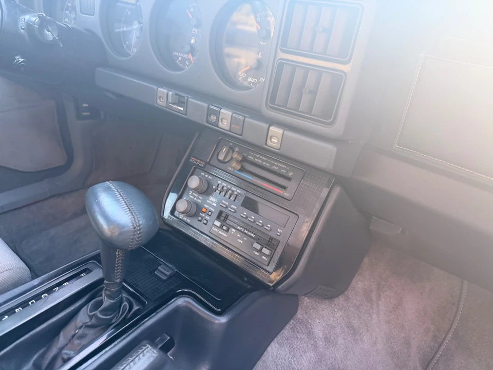 1988 Pontiac Firebird Trans Am 3rd Gen - Image 21 of 31