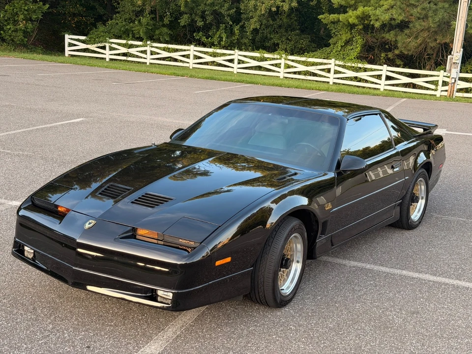 1988 Pontiac Firebird Trans Am 3rd Gen - Image 3 of 31