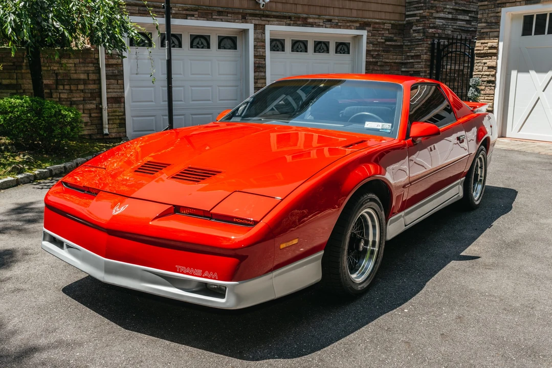 1988 Pontiac Firebird Trans Am 3rd Gen - Image 2 of 31