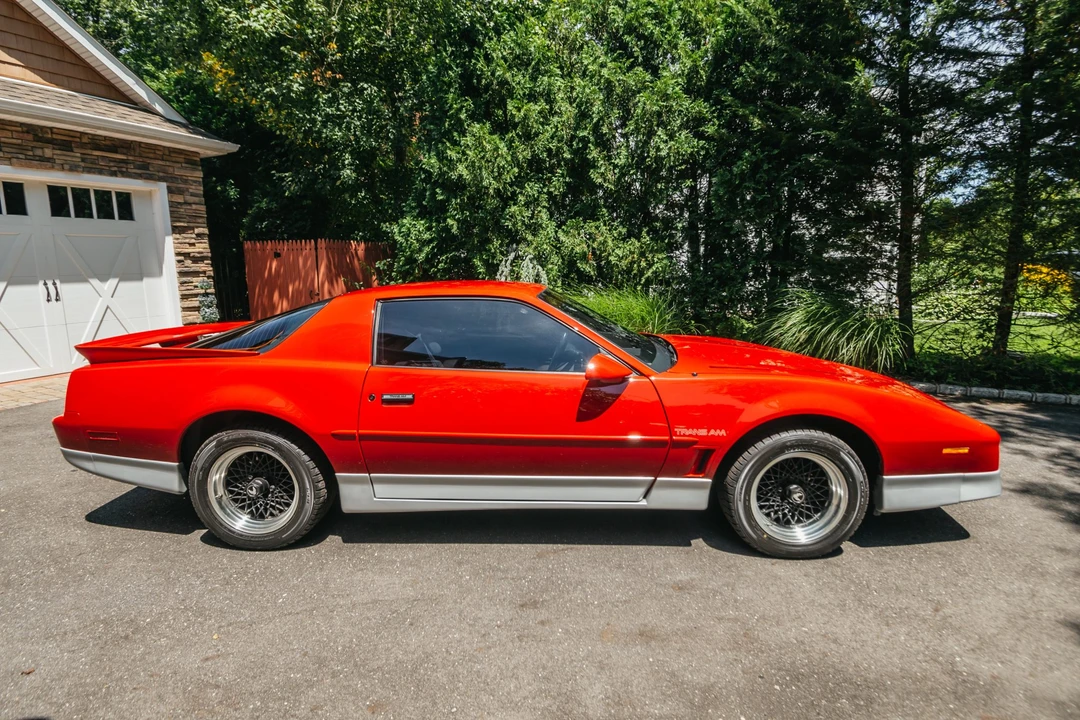 1988 Pontiac Firebird Trans Am 3rd Gen - Image 10 of 31