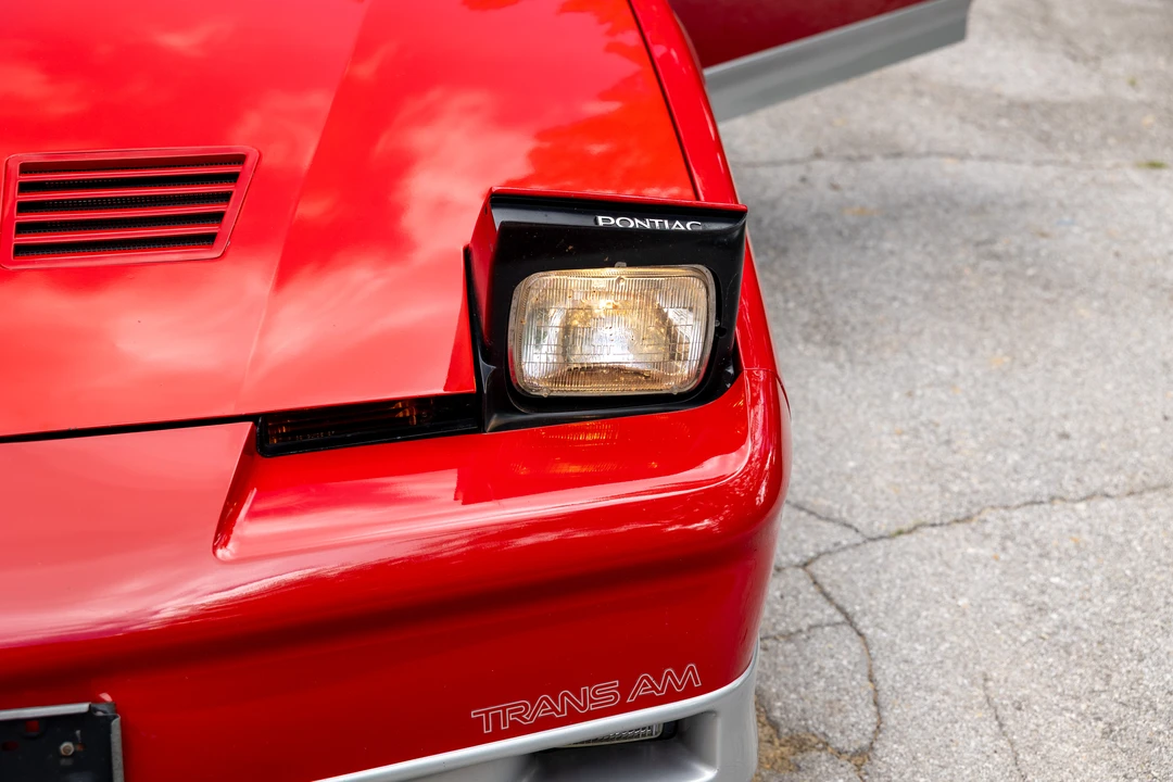 1988 Pontiac Firebird Trans Am 3rd Gen - Image 17 of 31