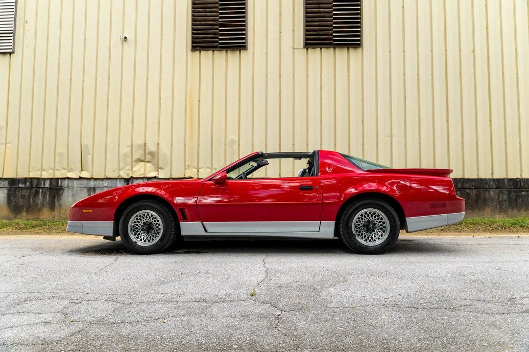 1988 Pontiac Firebird Trans Am 3rd Gen - Image 7 of 31