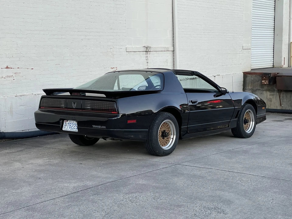 1988 Pontiac Firebird Trans Am 3rd Gen - Image 28 of 31