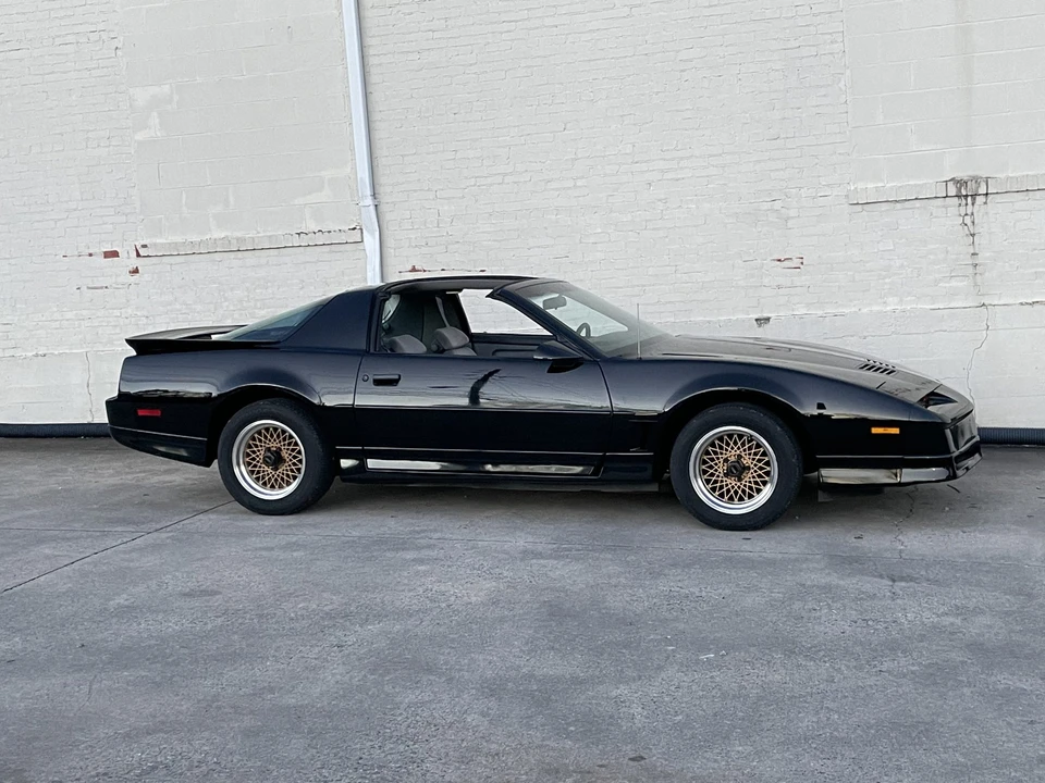 1988 Pontiac Firebird Trans Am 3rd Gen - Image 22 of 31