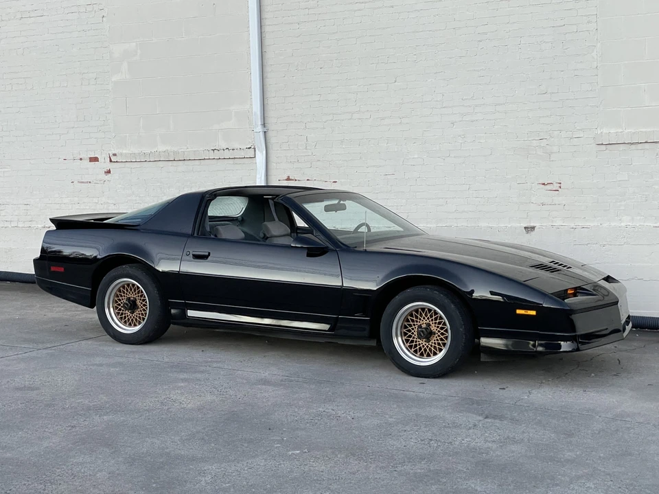 1988 Pontiac Firebird Trans Am 3rd Gen - Image 20 of 31