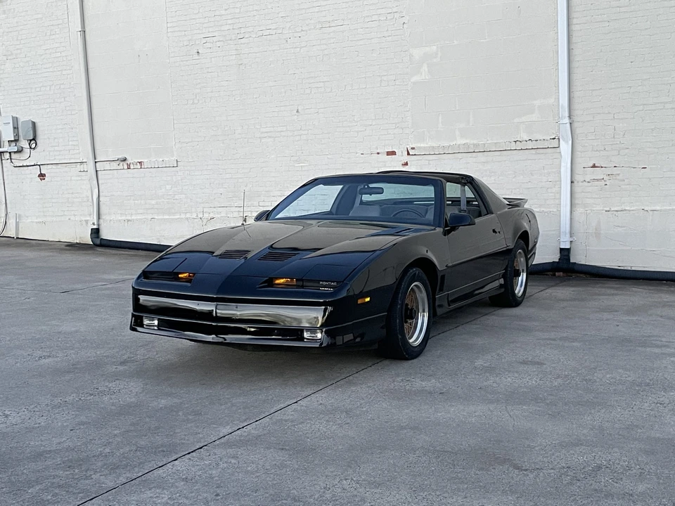 1988 Pontiac Firebird Trans Am 3rd Gen - Image 9 of 31