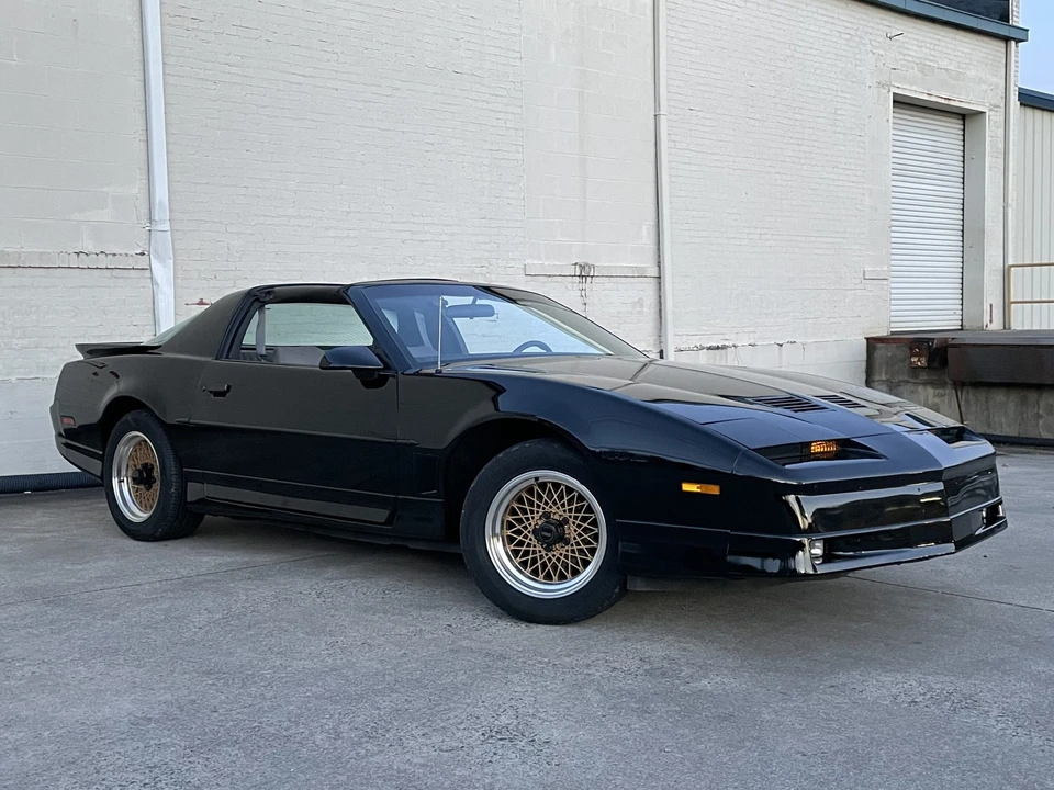 1988 Pontiac Firebird Trans Am 3rd Gen - Image 15 of 31