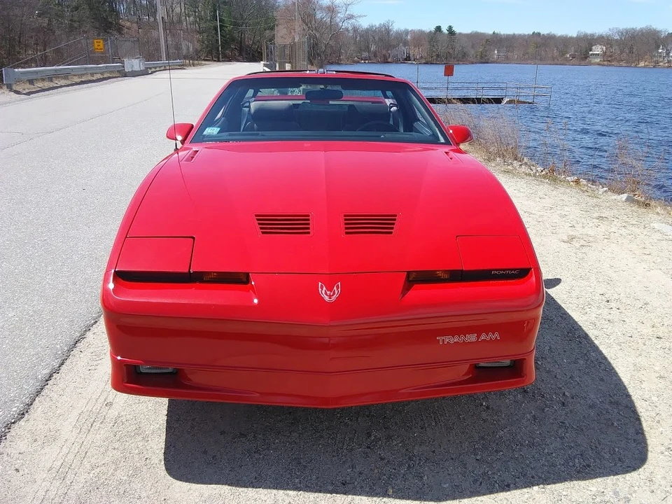 1988 Pontiac Firebird Trans Am 3rd Gen - Image 9 of 31