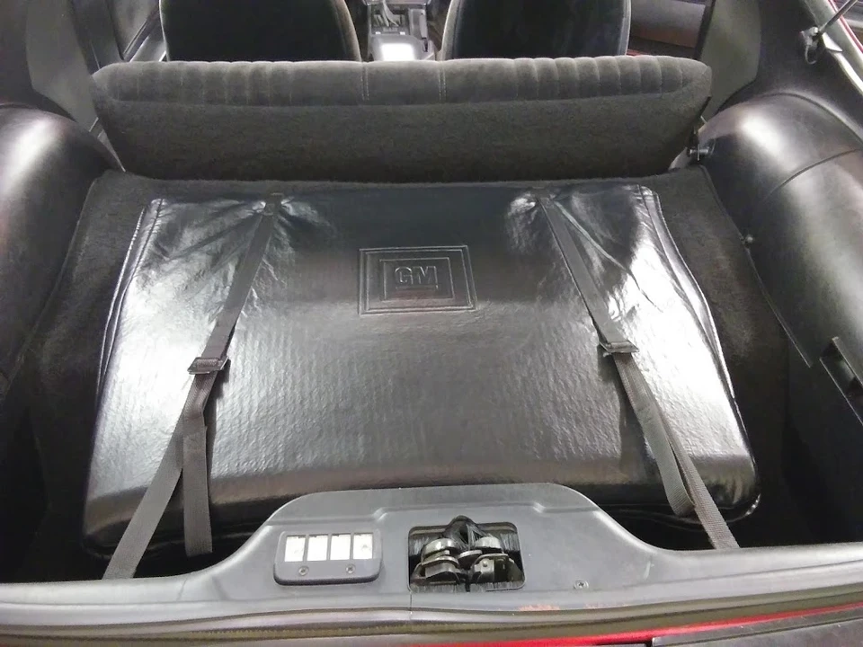 1988 Pontiac Firebird Trans Am 3rd Gen - Image 29 of 31