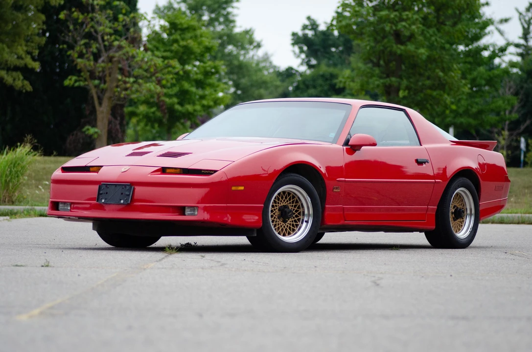 1988 Pontiac Firebird Trans Am 3rd Gen - Image 2 of 31