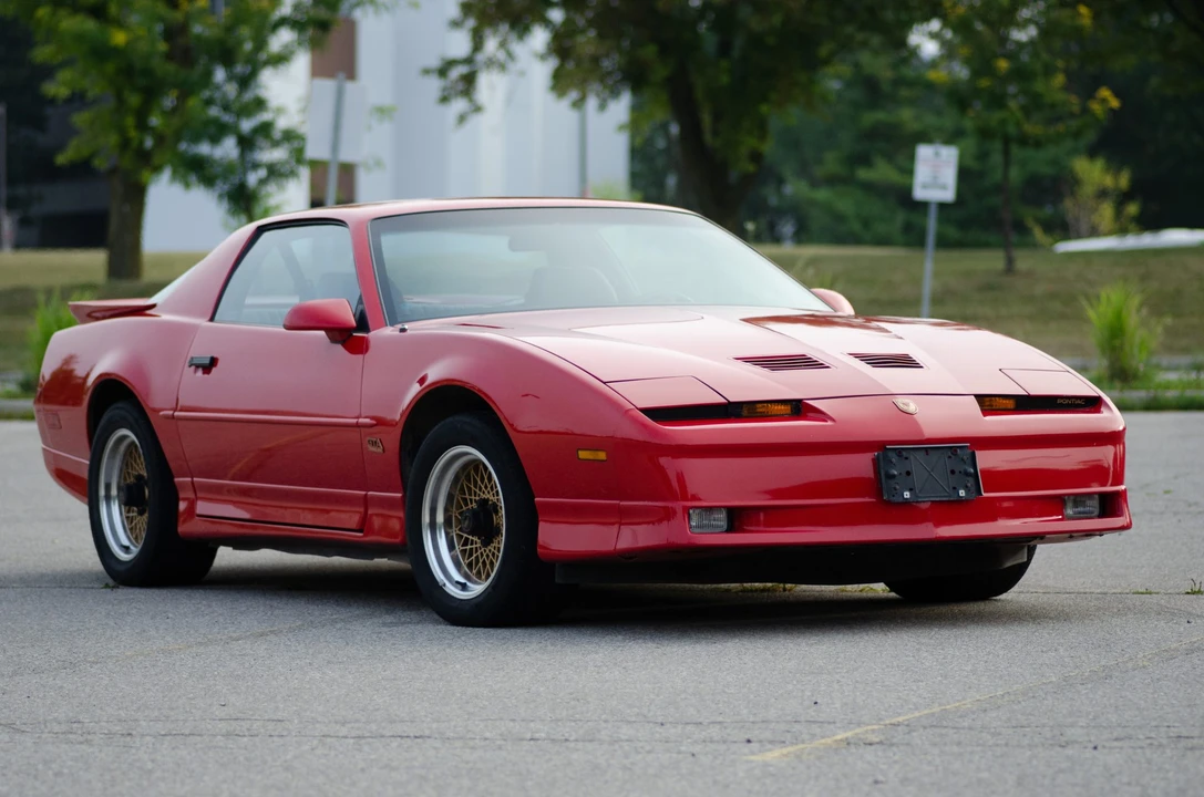 1988 Pontiac Firebird Trans Am 3rd Gen - Image 9 of 31