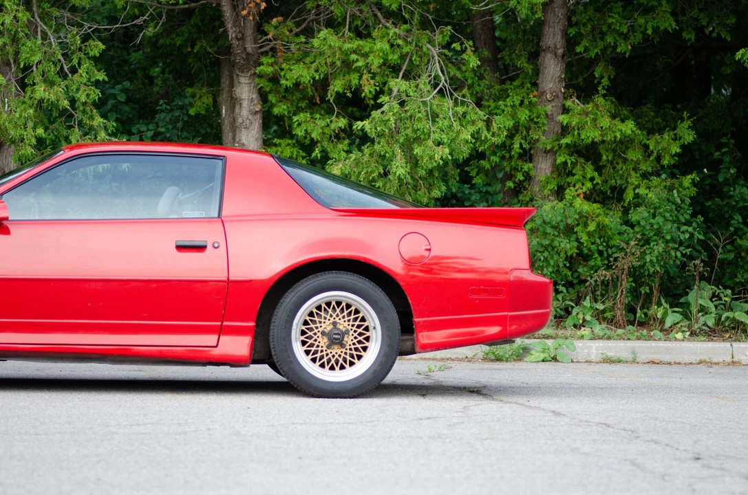 1988 Pontiac Firebird Trans Am 3rd Gen - Image 15 of 31