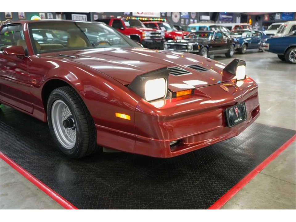 1988 Pontiac Firebird Trans Am 3rd Gen - Image 10 of 31
